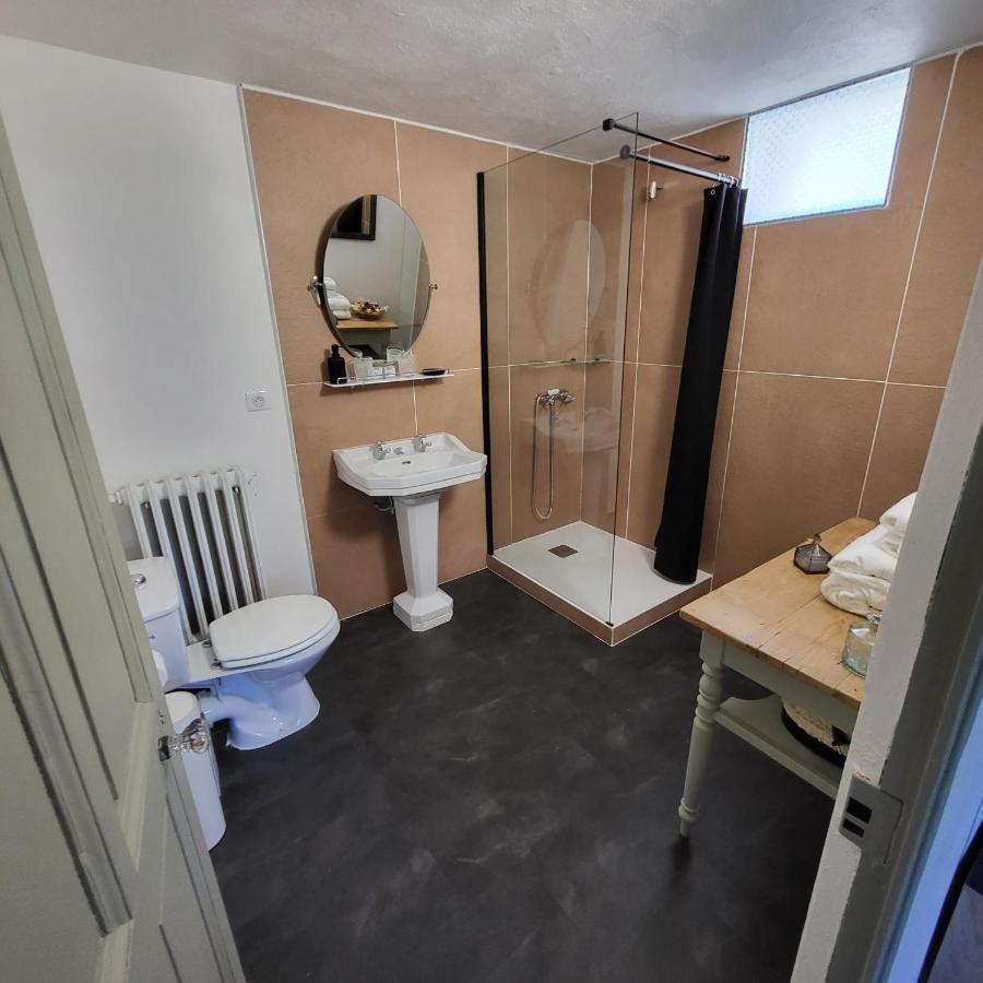 Les Pierres De Cezaire Hotel Saint-Cézaire-sur-Siagne Екстериор снимка