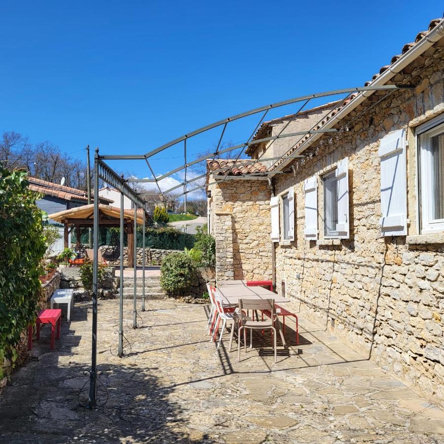 Les Pierres De Cezaire Hotel Saint-Cézaire-sur-Siagne Екстериор снимка