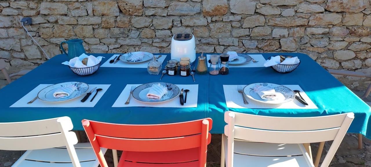Les Pierres De Cezaire Hotel Saint-Cézaire-sur-Siagne Екстериор снимка