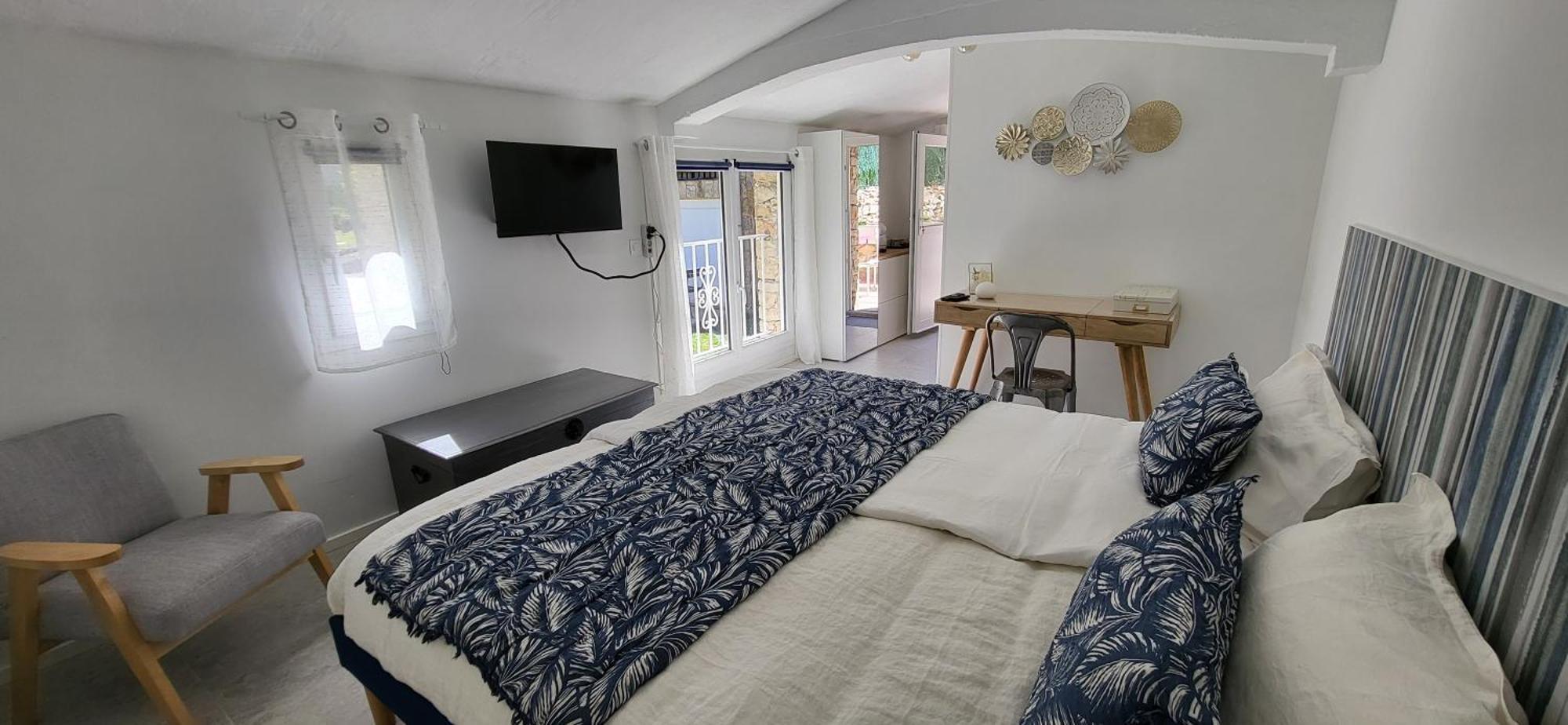 Les Pierres De Cezaire Hotel Saint-Cézaire-sur-Siagne Екстериор снимка