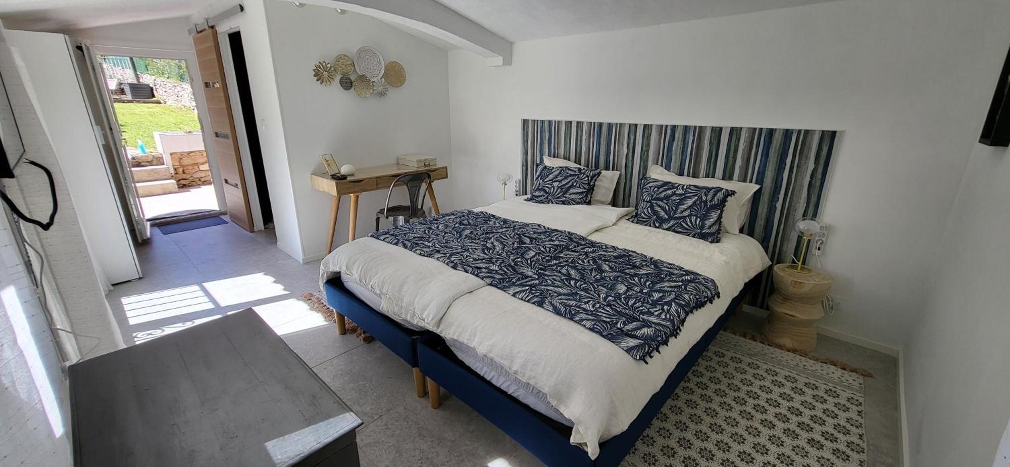 Les Pierres De Cezaire Hotel Saint-Cézaire-sur-Siagne Екстериор снимка