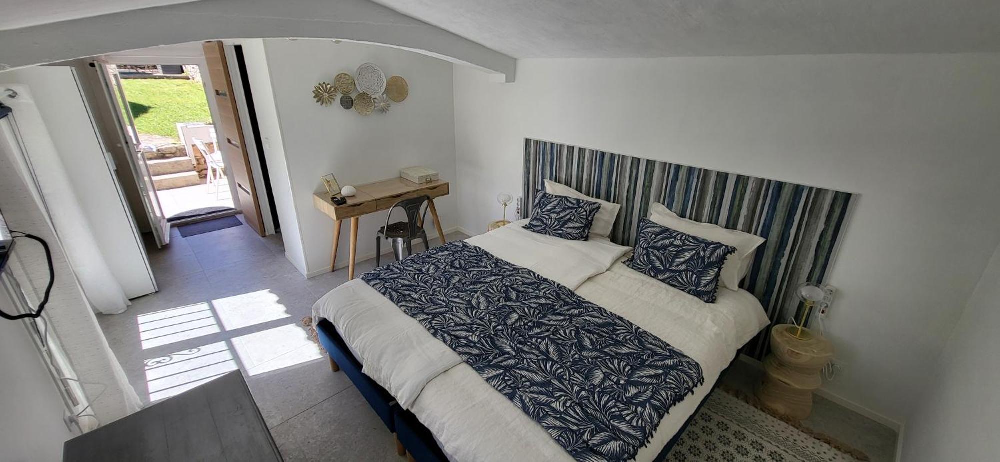 Les Pierres De Cezaire Hotel Saint-Cézaire-sur-Siagne Екстериор снимка