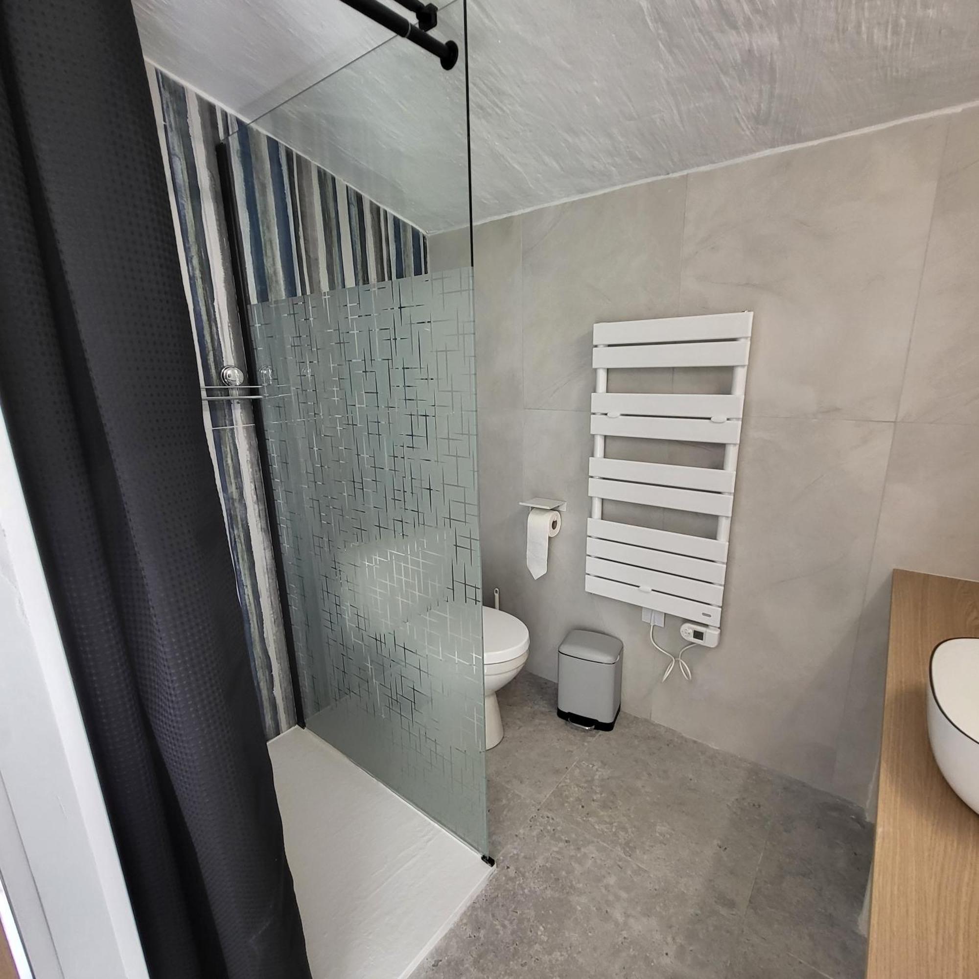 Les Pierres De Cezaire Hotel Saint-Cézaire-sur-Siagne Екстериор снимка