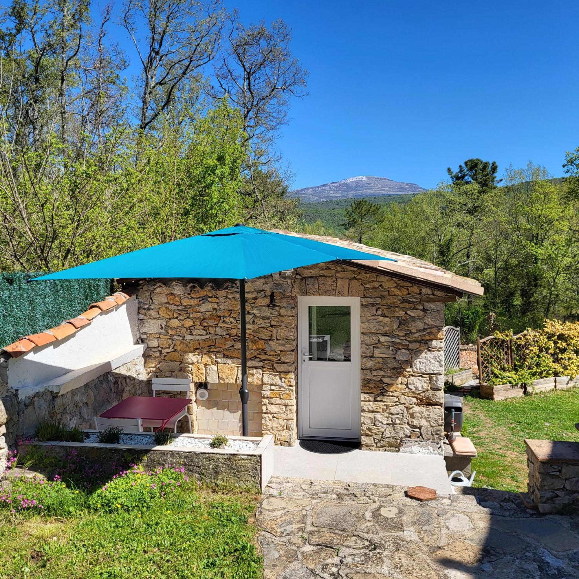 Les Pierres De Cezaire Hotel Saint-Cézaire-sur-Siagne Екстериор снимка